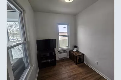 321 E Carroll Street, Portage, WI 53901 - Photo 8