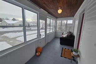 321 E Carroll St, Portage, WI 53901 - Photo 6