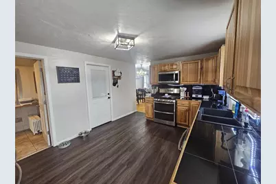 321 E Carroll Street, Portage, WI 53901 - Photo 14