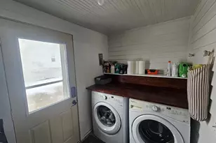 321 E Carroll St, Portage, WI 53901 - Photo 20