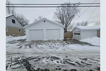 321 E Carroll Street, Portage, WI 53901 - Photo 28