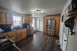 321 E Carroll St, Portage, WI 53901 - Photo 16