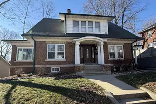 326 S Wisconsin St, Janesville, WI 53545 - Photo 1