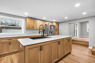 609 E Main St, Stoughton, WI 53589 - Photo 6