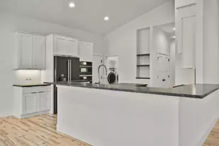 2015 Wellington Pl, Cottage Grove, WI 53527 - Photo 10