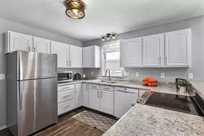 3618 Stonebridge Drive, Madison, WI 53719 - Photo 10