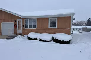 2715 6th Ave, Monroe, WI 53566 - Photo 32