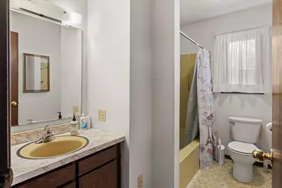 215 W South Street, Viroqua, WI 54665 - Photo 8