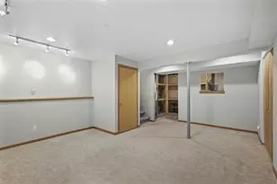 219 Chateau Dr, Cottage Grove, WI 53527 - Photo 26