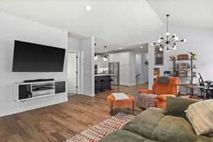 4542 Springs Ct, DeForest, WI 53532 - Photo 8