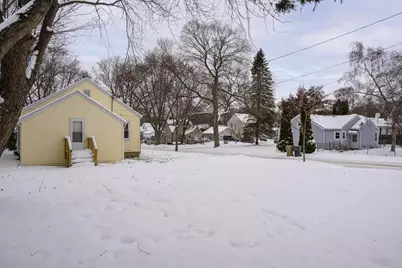 1437 Fremont Avenue, Madison, WI 53704 - Photo 40