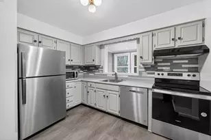 1222 N Gammon Rd, Middleton, WI 53562 - Photo 10