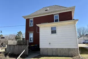 903 13th Ave, Monroe, WI 53566 - Photo 4