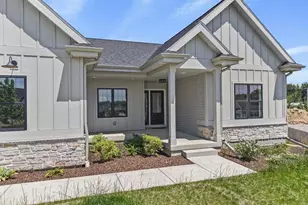 6854 Karolina Wy, Sun Prairie, WI 53590 - Photo 2