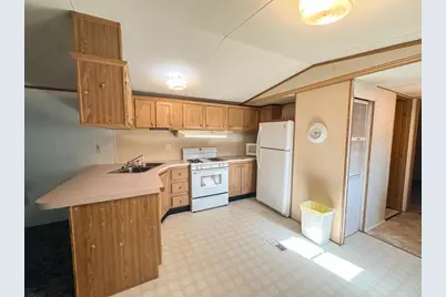 1025 S Oak Avenue #C 8, Onalaska, WI 54650 - Photo 8