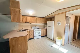 1025 S Oak Ave #C 8, Onalaska, WI 54650 - Photo 8