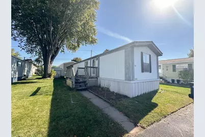 1025 S Oak Avenue #C 8, Onalaska, WI 54650 - Photo 1