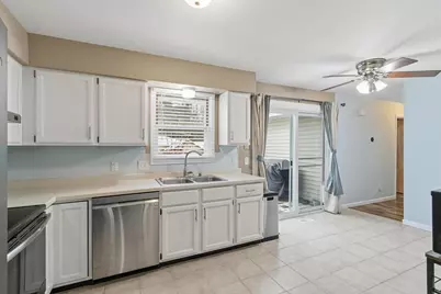 906 N Main Street, Edgerton, WI 53534 - Photo 18