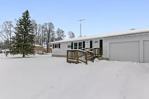 623 Cross St, Poynette, WI 53955 - Photo 34
