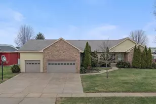 2026 Stonehaven Dr, Sun Prairie, WI 53590 - Photo 1