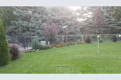 529 Kings Lynn Road, Stoughton, WI 53589 - Photo 8