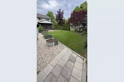529 Kings Lynn Road, Stoughton, WI 53589 - Photo 6