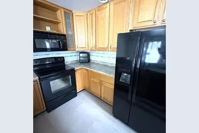 529 Kings Lynn Road, Stoughton, WI 53589 - Photo 8