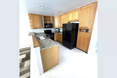 529 Kings Lynn Road, Stoughton, WI 53589 - Photo 18