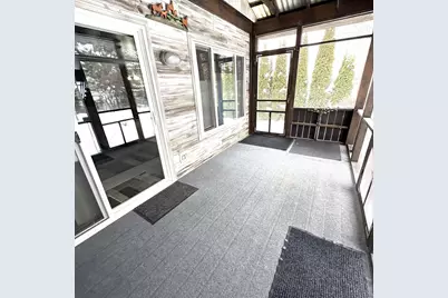 529 Kings Lynn Road, Stoughton, WI 53589 - Photo 18