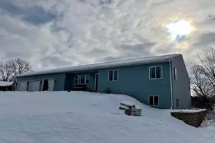 5628 E Eagle Dr, Milton, WI 53563 - Photo 4