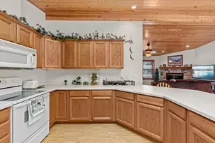 266 Oakbrook Dr, Wisconsin Dells, WI 53965 - Photo 10