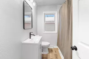 236 S Hyland St, Juneau, WI 53039 - Photo 4