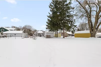 236 S Hyland Street, Juneau, WI 53039 - Photo 16