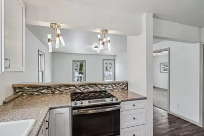 209 S Main Street, Pardeeville, WI 53954 - Photo 6