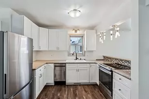 209 S Main St, Pardeeville, WI 53954 - Photo 8