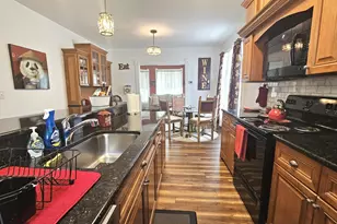 125 S Lincoln St, Elkhorn, WI 53121 - Photo 6