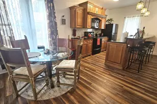 125 S Lincoln St, Elkhorn, WI 53121 - Photo 8