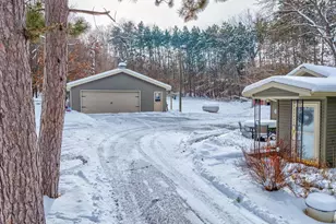 W5885 Genrich Rd, Rio, WI 53960 - Photo 4