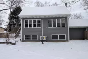 5 E Spyglass Ct, Madison, WI 53717 - Photo 2