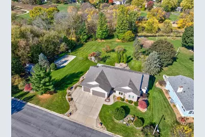 332 Harvard Drive, DeForest, WI 53532 - Photo 2