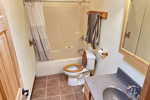 N677 Hoover Rd, Oconomowoc, WI 53066 - Photo 34