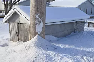 237 E Pearl St, Neshkoro, WI 53939 - Photo 32