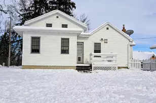 237 E Pearl St, Neshkoro, WI 53939 - Photo 30