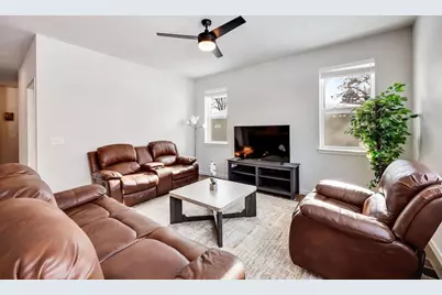 1182 O'Keeffe Avenue, Sun Prairie, WI 53590 - Photo 6