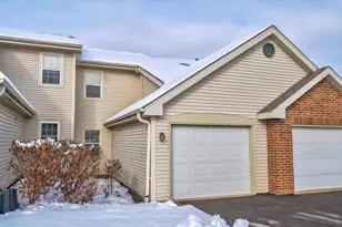 909 Park St, Oregon, WI 53575 - Photo 2