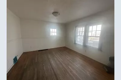 514 Locust Street, Beloit, WI 53511 - Photo 6