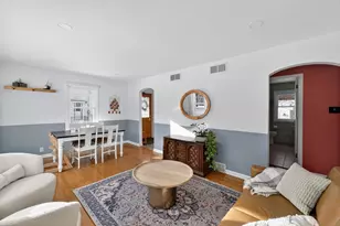 4711 Roigan Terrace, Monona, WI 53716 - Photo 4