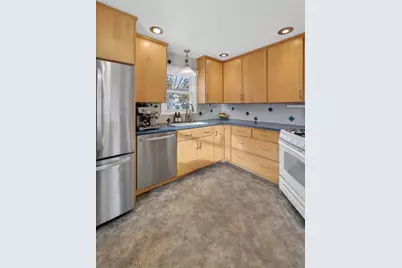 4711 Roigan Terrace, Monona, WI 53716 - Photo 8