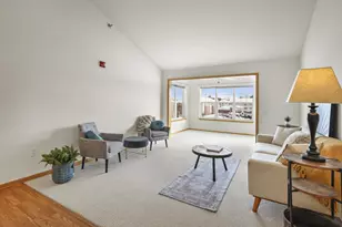 6836 Parkside Cir, Windsor, WI 53532 - Photo 4