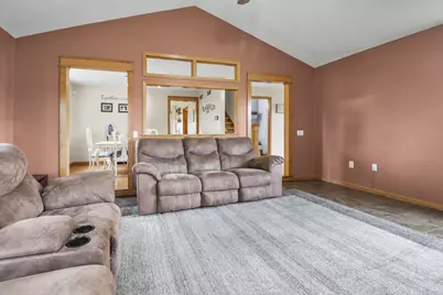 805 Violet Lane, Oregon, WI 53575 - Photo 8